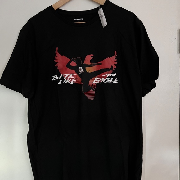 COBRA KAI "BITE LIKE AN EAGLE"  "EAGLE FANG KARATE" SIZE SMALL OLD NAVY - Picture 2 of 6